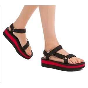 Teva Black + Red Flatform Platform Universal Sandal Size 11 Gorp Core Outdoor